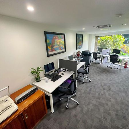 Holiday Inn Express Port Moresby By Ihg Екстер'єр фото